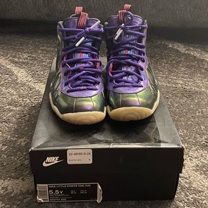 Iridescent Nike Foamposite